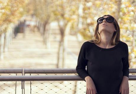 street style barbara crespo friends leopard print skirt peplum hem fashion blogger outfit street style barbara crespo friends leopard print skirt peplum hem fashion blogger outfit