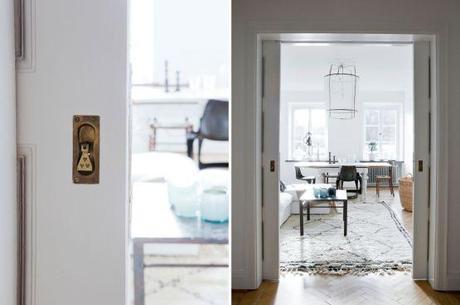 suelos de madera de roble puertas correderas dobles estilo nórdico escandinavo vintage decoración sencilla nórdica decoración renovación pisos segunda mano decoración nórdica escandinava decoración en blanco blog interiores escandinavos blog decoración interiores nórdicos 