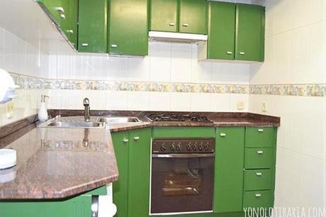 http://yonolotiraria.blogspot.com.es/2013/11/pintar-muebles-cocina-antes-despues.html