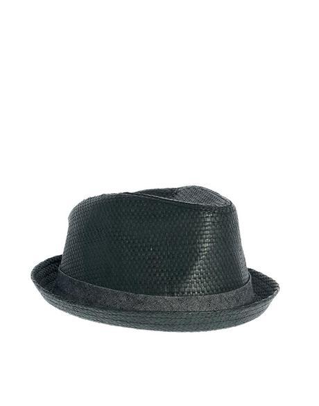 Sombrero porkpie de ASOS En un acabado de 100% paja. Diseño tejido. Corona ajustada. Banda a rayas y ala enrollada.