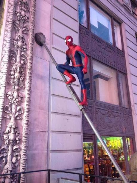 Spiderman ya esta preparado para celebrar el Nuevo Año en Times Square