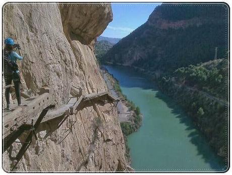 Caminando por el sendero más peligroso del mundo