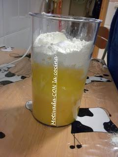 Magdalenas de naranja y chocolate blanco