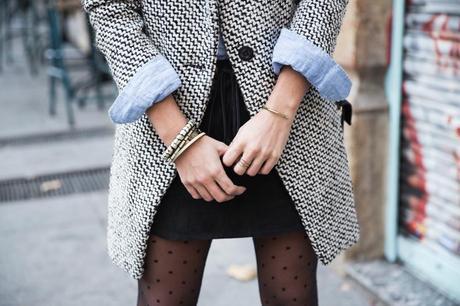 Suede_Skirt-Black_And_White_Coat-Street_Style-Outfits-Collage_Vintage-Plumetti-Wolford-54