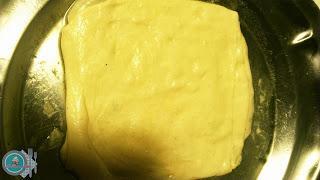 Rghayef/Msemmen rellenas de atún, verduras y queso. Rghayef/Msemmen rellenas de atún, verduras y queso.