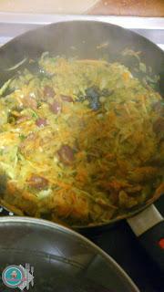 Rghayef/Msemmen rellenas de atún, verduras y queso. Rghayef/Msemmen rellenas de atún, verduras y queso.