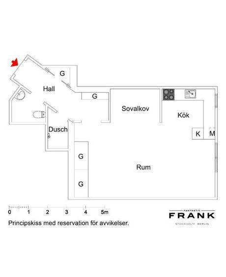 Un estudio de 27 m² en el centro de Estocolmo parquet de roble aceitado interiores espacios pequeños mini pisos estudios estilo nórdico escandinavo decoración estudios mini pisos decoración en colores madera oscuros decoración diseño de interiores espacios pequeños cocinas pequeñas decoración calefacción por suelo radiante blog decoración estilo nórdico escandinavo baldosas subway negras ladrillo visto decoración