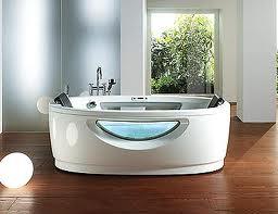 Modernos hidromasajes para tu baño