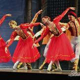 Lago,Rey León y pseudo-rusos. Russian Classical Ballet