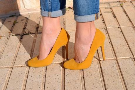 Boyfriend Jeans and Flowers