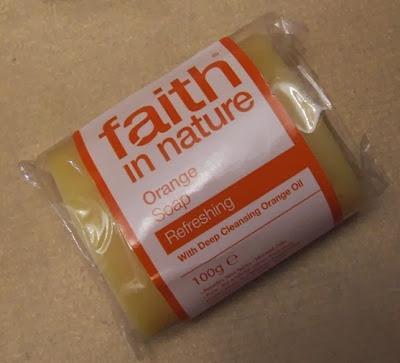 El Champú y el Acondicionador de Pomelo y Naranja de FAITH IN NATURE – los aliados perfectos para mi pelo graso El Champú y el Acondicionador de Pomelo y Naranja de FAITH IN NATURE – los aliados perfectos para mi pelo graso