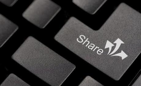 Añade botones sociales en todas tus imágenes en Blogger o Wordpress Añade botones sociales en todas tus imágenes en Blogger o Wordpress