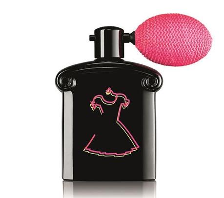 La Petite Robe Noire So Crazy Perfumed Shimmer Powder   Read more: http://www.musingsofamuse.com/2013/10/guerlain-crazy-paris-holiday-2013-collection.html#ixzz2pLcHEFfS