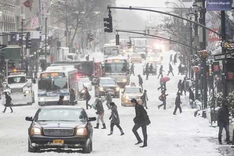 tormenta de nieve en Estados Unidos, calle de Nueva York