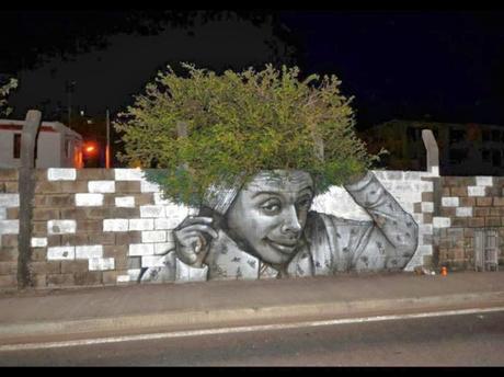 http://memolition.com/2013/12/27/the-best-examples-of-street-art-in-2013-50-pictures...4-01-2014...