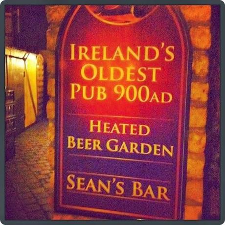 EN EL PUB MÁS ANTIGUO DE IRLANDA