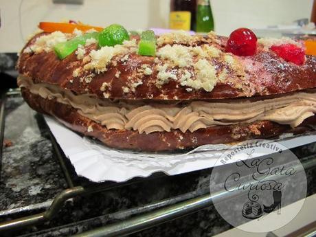 ROSCON DE REYES DE CHOCOLATE RELLENO DE TRUFA