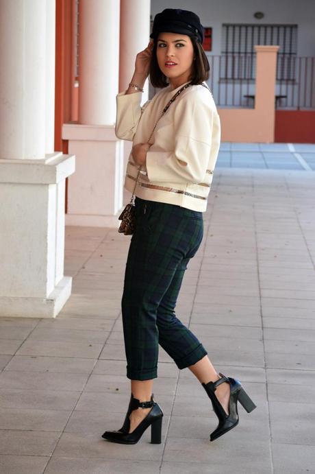 Outfit | A touch of snake