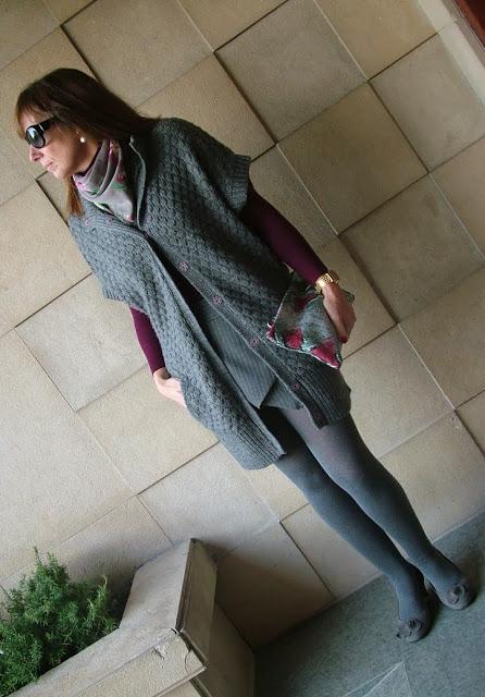 MIS LOOKS - RAYA DIPLOMATICA Y GRANATE