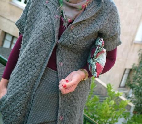 MIS LOOKS - RAYA DIPLOMATICA Y GRANATE