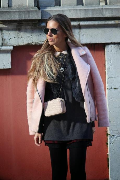 P I E N S A E N R O S A