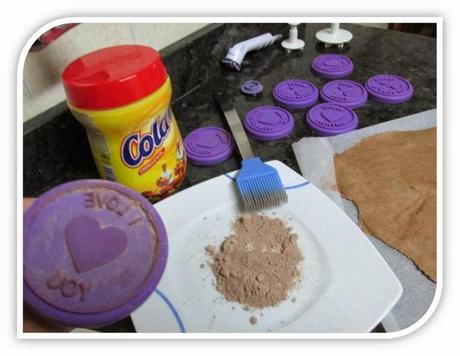 GALLETAS DE SELLO CON  COLACAO