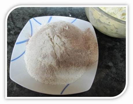 GALLETAS DE SELLO CON  COLACAO