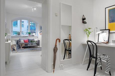 reformas suelo madera blanco Paredes y suelo de madera blanco decoración nórdica escandinava decoración interiores pequeños decoración interiores en blanco cocinas blancas pequeñas cocinas blancas blog decoración nordica escandinava blog decoracion interiores 