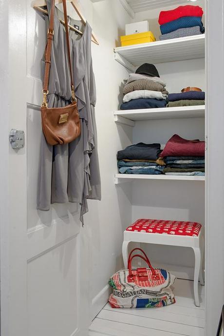 reformas suelo madera blanco Paredes y suelo de madera blanco decoración nórdica escandinava decoración interiores pequeños decoración interiores en blanco cocinas blancas pequeñas cocinas blancas blog decoración nordica escandinava blog decoracion interiores 