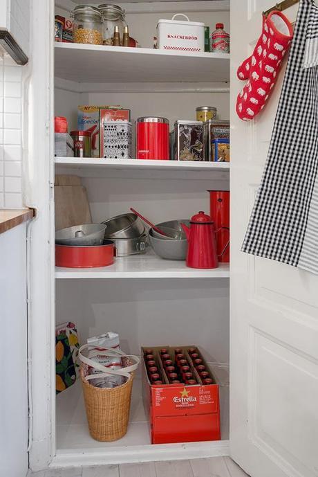 reformas suelo madera blanco Paredes y suelo de madera blanco decoración nórdica escandinava decoración interiores pequeños decoración interiores en blanco cocinas blancas pequeñas cocinas blancas blog decoración nordica escandinava blog decoracion interiores 