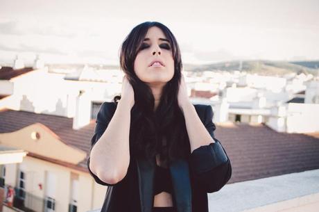 ATTITUDE: LADY GENTLEMAN