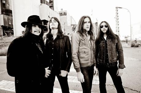 '77 - Don't you scream (Live) (2013)