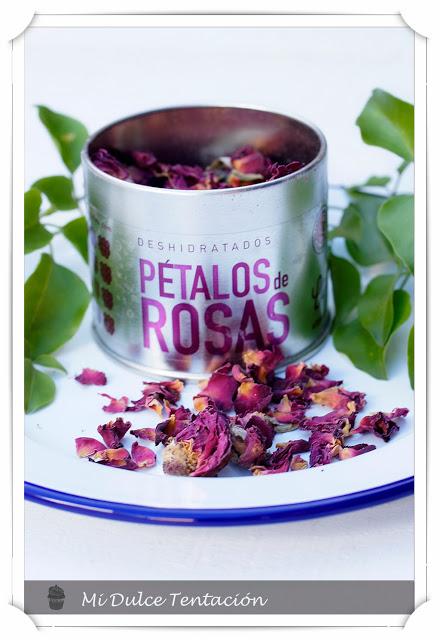 Crema de Calabaza con Queso y Pétalos de Rosa