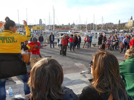 FABULOSO DÍA DE REYES EN EL PORT VELL, BARCELONA Y CON 20º, UN DÍA DE PRIMAVERA...7-01-2014...