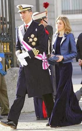 Letizia repite Varela y bolso de Mango en la Pascua Militar de 2.014