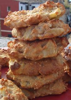 BIZCOGALLETAS DE AVENA, YOGUR Y MANZANA