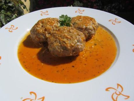 Filetes rusos en salsa de pimentón