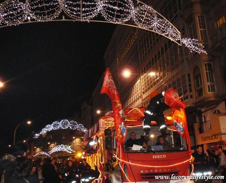 Cabalgata de Reyes 2014 La Coruña ... dedicada a la música