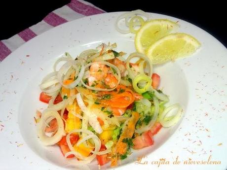 Ceviche de langostinos y caqui con aliño de cítricos y aroma de azafran