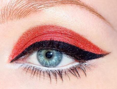 MAQUILLAJE BASICO ROJO MAQUILLAJE BASICO ROJO