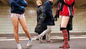 Día sin pantalones en el metro Madrid 2014