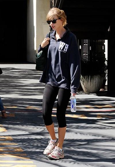 Taylor Swift' casual style