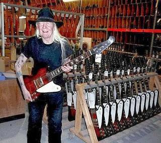 Johnny Winter en Bilbao, Madrid, Barcelona y Palma en mayo