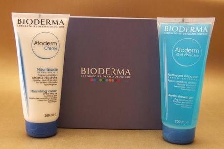 Hidratamos el cuerpo con los productos de la línea “Atoderm” de BIODERMA