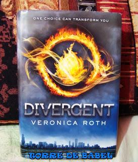 Lecturas del mes: romance, terror y divergencias