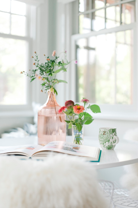 antes-despues-reforma-salon-decoracion-tonos-pastel