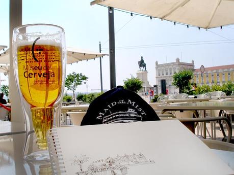 LISBOA - Bocetos pluma, rotulador y pincel LISBOA - Bocetos pluma, rotulador y pincel