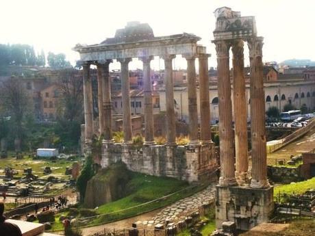 Restos del Templo de Saturno en el Foro Romano