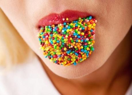 De qué color tienes la lengua?