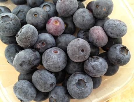 recetas francesas friands financiers recetas fáciles y rápidas postres recetas delikatissen recetas con almendra y frutas mini muffins cupcakes fáciles mini muffins con frutas del bosque arándanos mini magdalenas receta fácil 